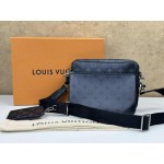 LOUIS VUITTON M69443 TRIO MESSENGER